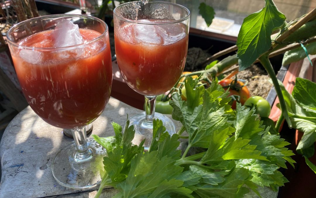 Småspicy tomatjuice